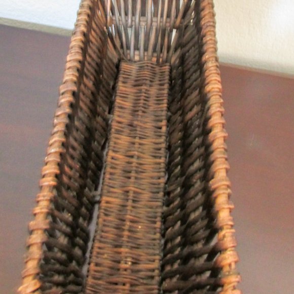 Vintage Rectangle Wicker Basket - Picture 6 of 7